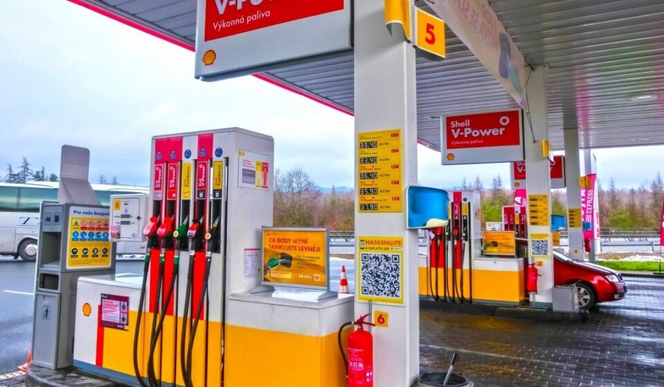 UK Sets January 2027 Deadline for Ban on Fuel Made From Russian Crude