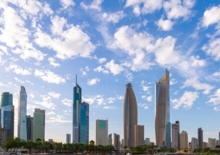 Kuwait Says Oil Output Could Hit 2 Million Bpd Within a Week