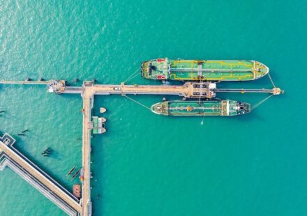Iran Moves to Tap Key Asian Markets as U.S. Waives Oil Sanctions