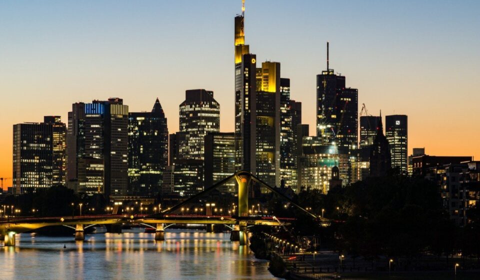 JPMorgan: European Stocks Are Attractively Cheap After Oil Price Slump