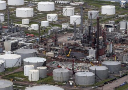 US Crude Oil Inventories Continue To Falter, SPR Struggling To Pick Up the Slack
