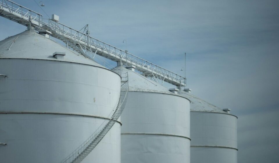 India Launches 85% Ethanol Fuel to Cut Oil Import Dependence