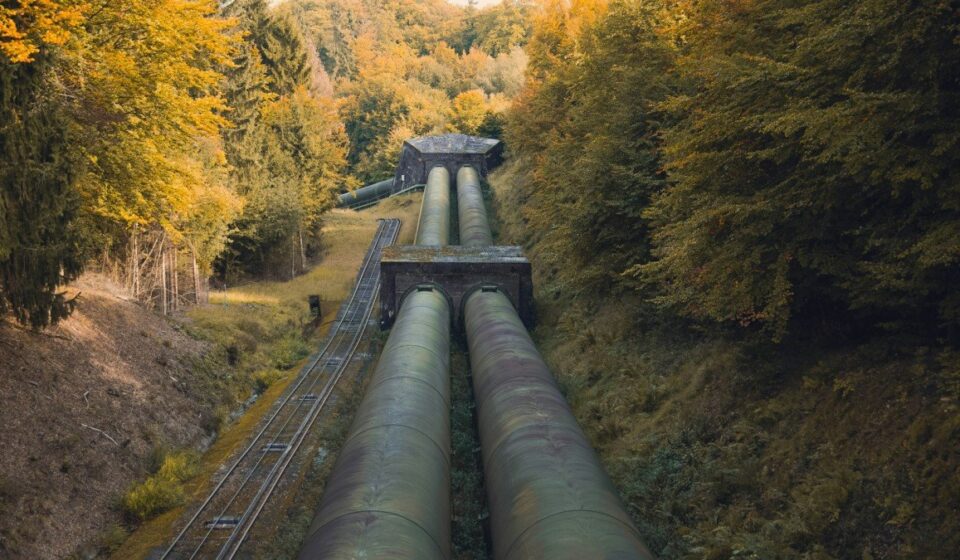 Turkey Looks to Create Azerbaijan-Europe Electricity Corridor