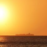 Oil Surges Over 7% as Iran Halts U.S. Talks and Threatens Total Hormuz Closure
