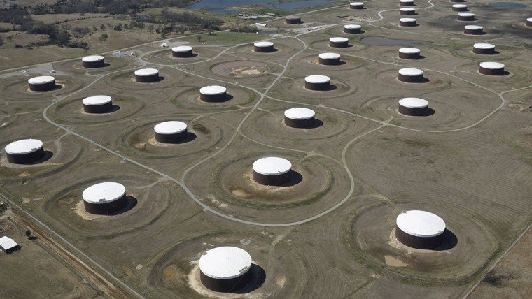 US Crude, Gasoline Inventories Continue to Sink