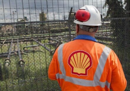 Nigeria Targets 100,000-BPD Oil Output Increase As Global Supply Disrupted