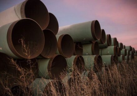 Canada Clears Path for West Coast Oil Pipeline Build