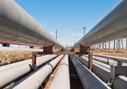 Trump Administration Pledges SPR Refill With Bonus Oil Barrels