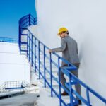 Goldman Sachs: Global Oil Inventories Fall to 8-Year Low