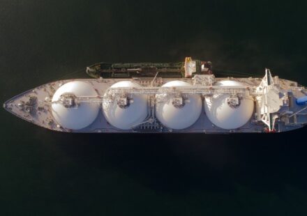 Pakistan Imports First LNG Cargo in Weeks in Relief for Energy Crisis