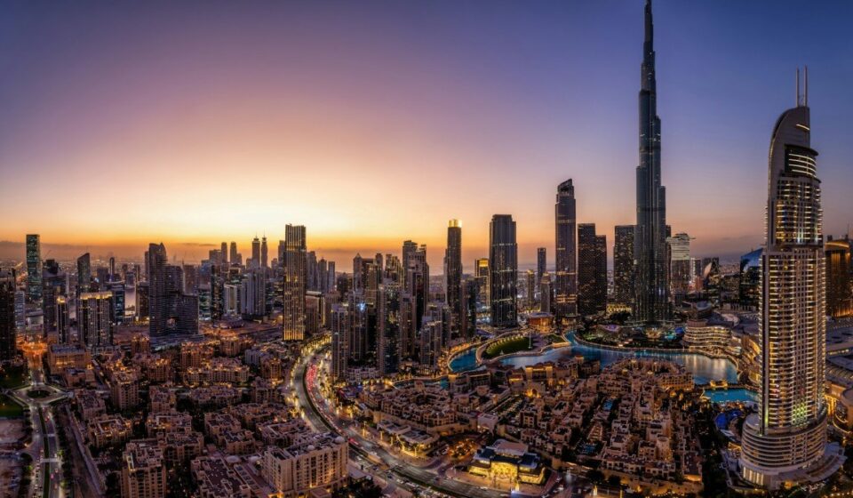 Barclays Sees UAE Oil Supply Growth Accelerating Post-OPEC