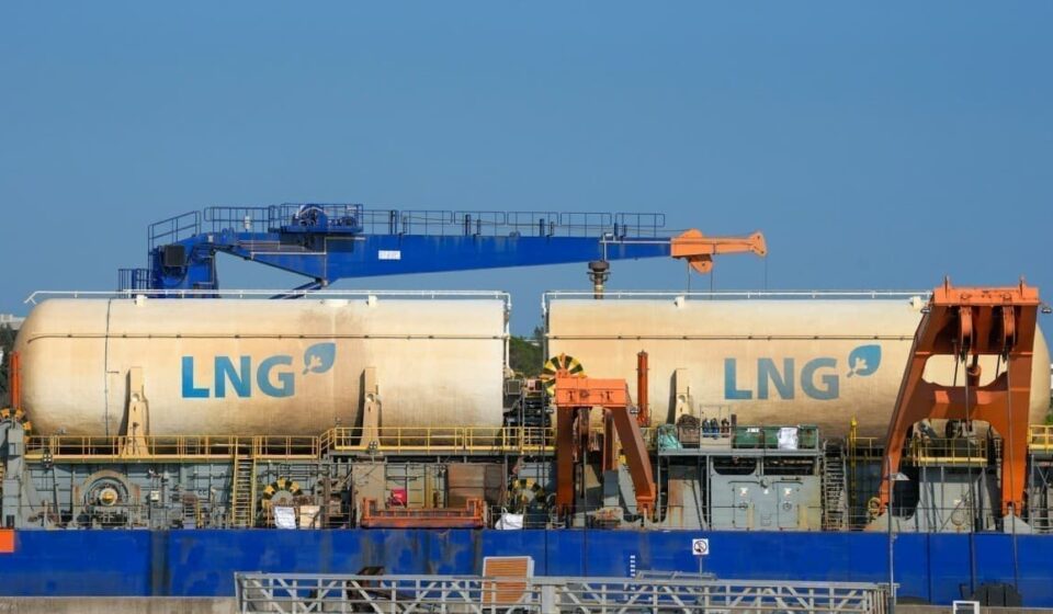 Baker Hughes Q1 Revenue Beats Estimates by $260 Million as LNG Orders Surge