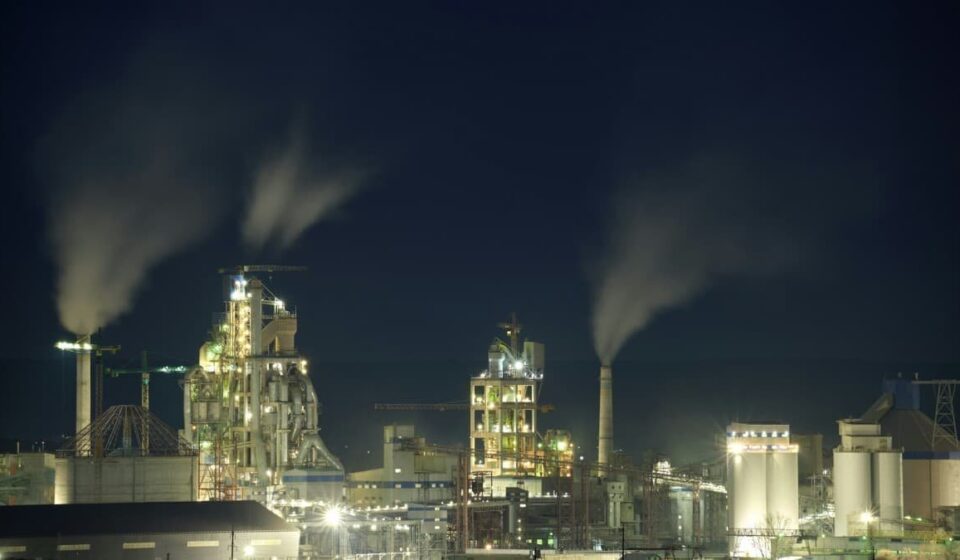China Sets 2029 Deadline to Shut Down Outdated Petrochemical Plants