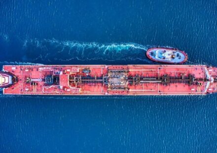 Buyers Scramble for Seaborne Oil as Middle East War Continues