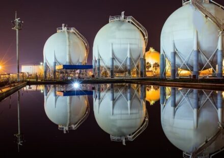 India's Industrial Gas Supply Slashed After Qatar Suspends Output