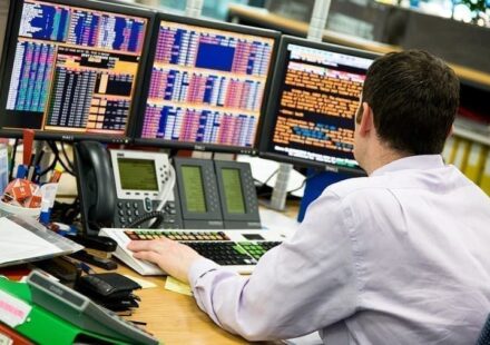 Hedge Funds Increase Bullish Oil Bets Amid Rising Iran Tensions