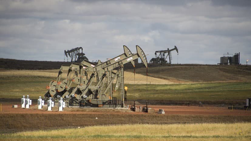 US Crude Oil Inventories Take Big Hits In Storm Aftermath