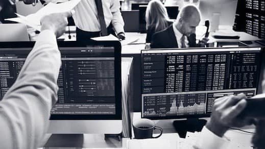 Crude Rallies on Weather Disruptions and Fresh Geopolitical Nerves