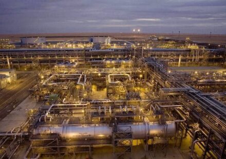 OPEC+ Reaffirms Output Pause as Eight Producers Cite Market Stability