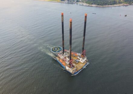 Investor Hesitation Stalls India's Offshore Oil Push