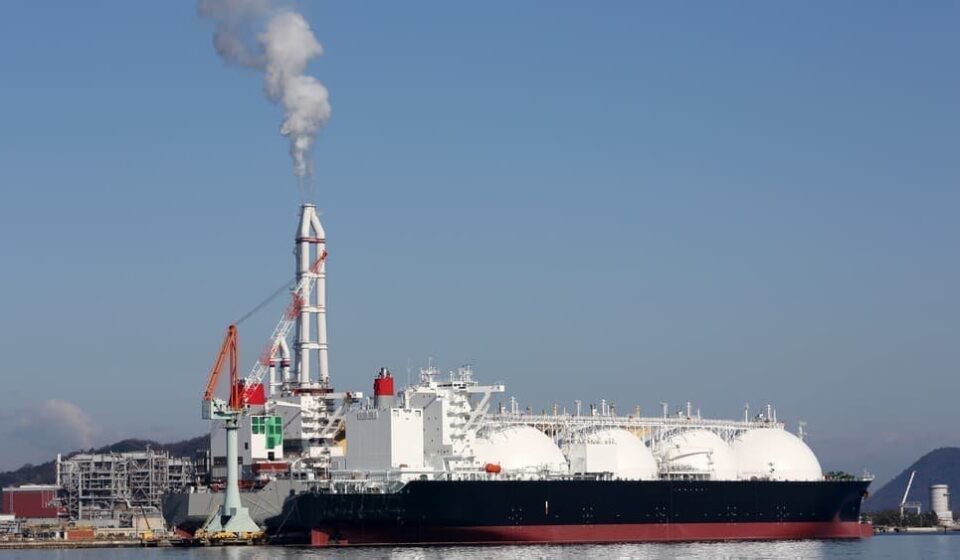 Russia and China Boost Shadow LNG Trade