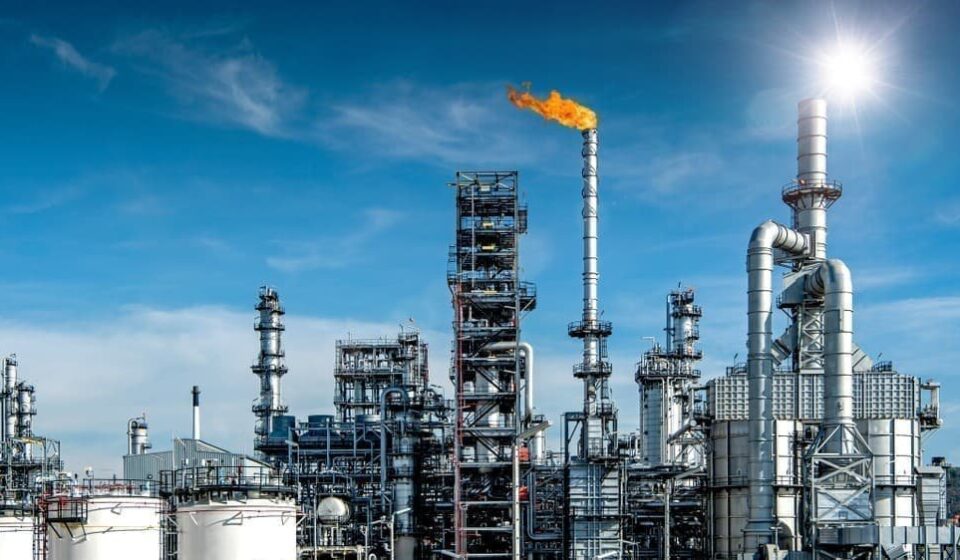 Shell Renews Efforts to Sell Stake in Rosneft-Held German Refinery