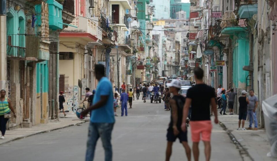 Cuba Plunges Into Darkness After Electrical Grid Failure