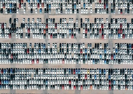 China Car Sales Fall as Government Incentives Dry Up