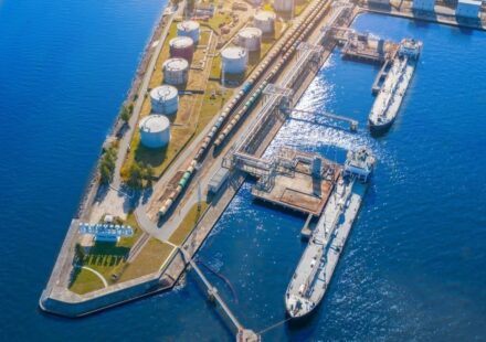 TotalEnergies Sees Non-OPEC Supply Beginning to Drop at $60 Oil