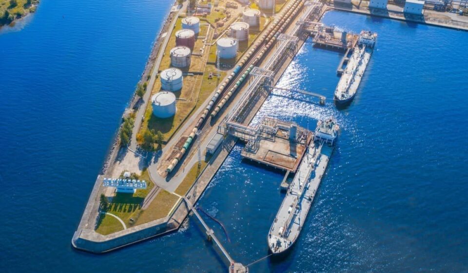TotalEnergies Sees Non-OPEC Supply Beginning to Drop at $60 Oil