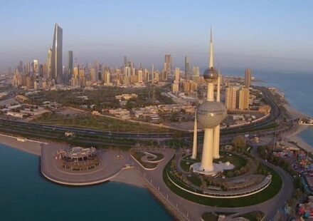 Kuwait Boosts Output Prospects with Major Offshore Gas Discovery