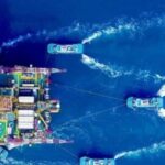 Trump Keeps Oil Permits Flowing in Shutdown, Some Renewables on Hold