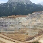 BHP Shares Tumble as China Halts Iron Ore Purchases