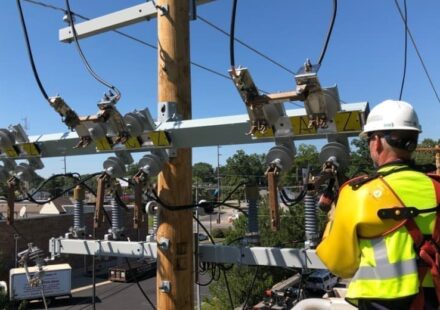 PG&E Launches $73B California Grid Plan to Feed Starving AI