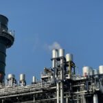Iran’s Oil Discount to China Widens Amid Record-High Stocks at Teapots
