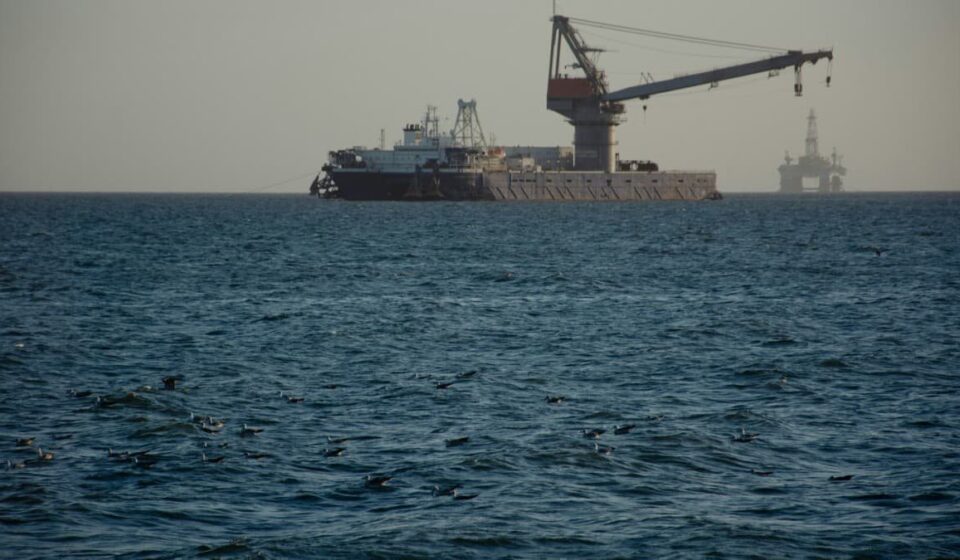 Eni, BP To Invest $5 Billion in Angola as Output Drops Below 1M BPD