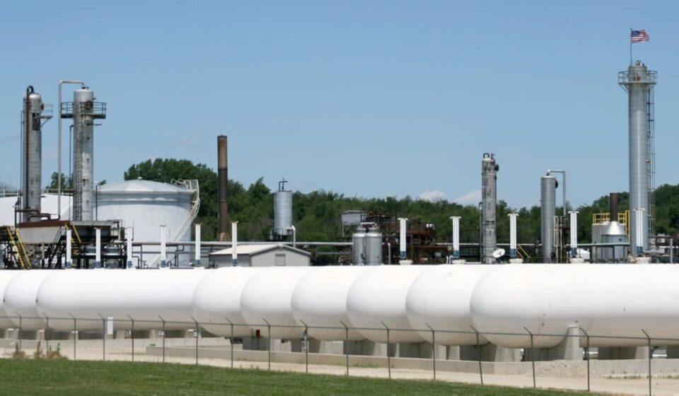 Exxon Sees 20% Gas Demand Growth by 2050, U.S. Nearing Records in 2025