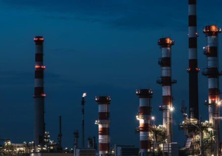 Indian Refiners Increase Russian Crude Purchases Despite Tariffs