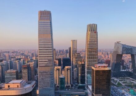 Lower Oil Prices Dent CNOOC Earnings Despite Record Output