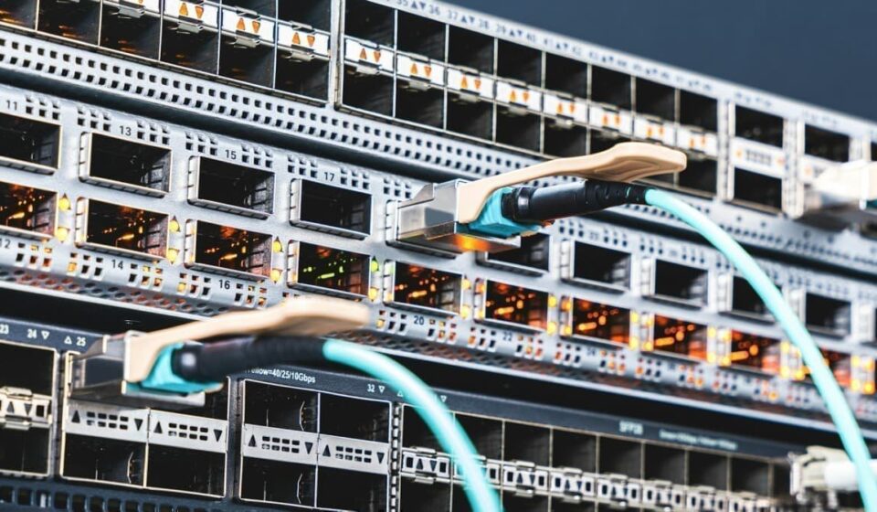 Data Centers Turn to Nuclear for AI Energy Demands