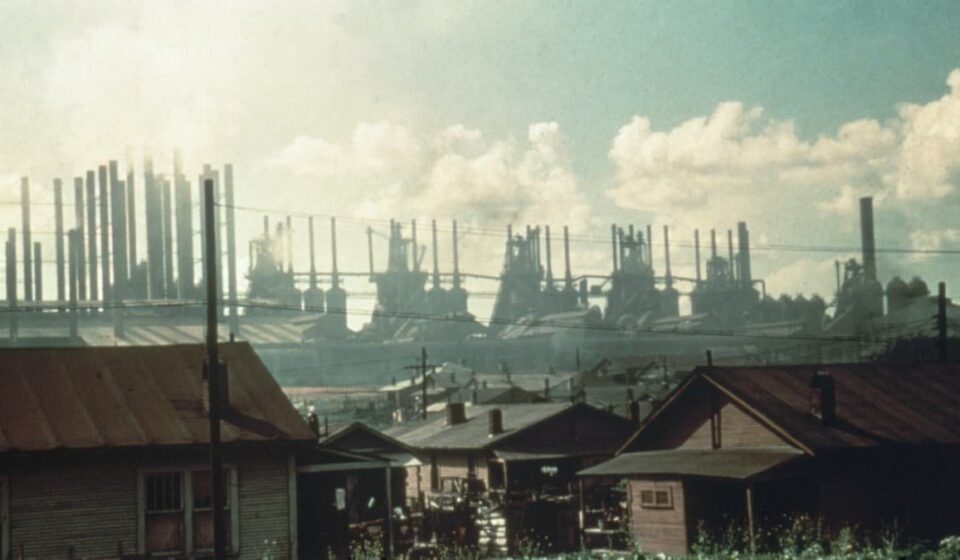 Chinese Refiners Deepen Losses As Overcapacity Weighs on Margins
