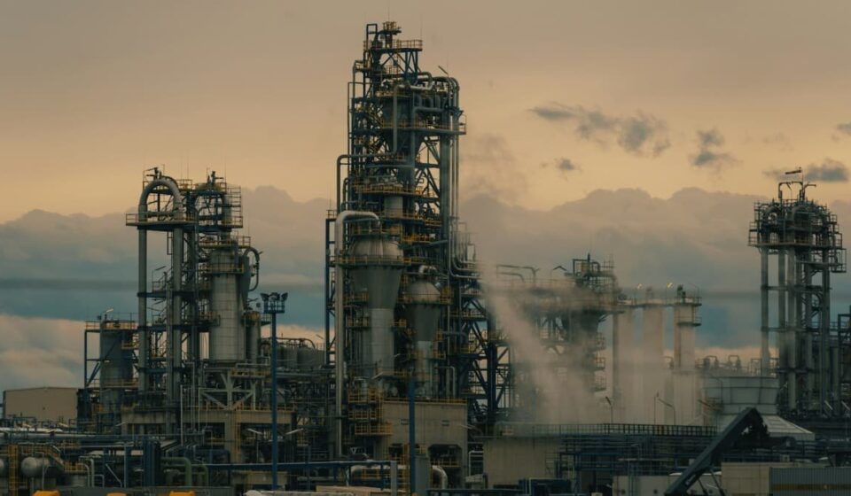 Indian State Refiners Back Off Russian Oil Buying as U.S. Escalates Tariffs
