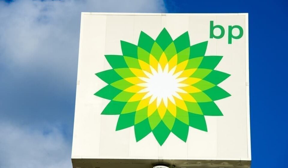 Elliott Wants BP to Double Cost Cuts Target to $10 Billion