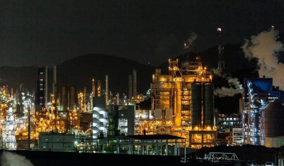 Asian Refiners Pivot to U.S. Crude as Middle East Prices Surge