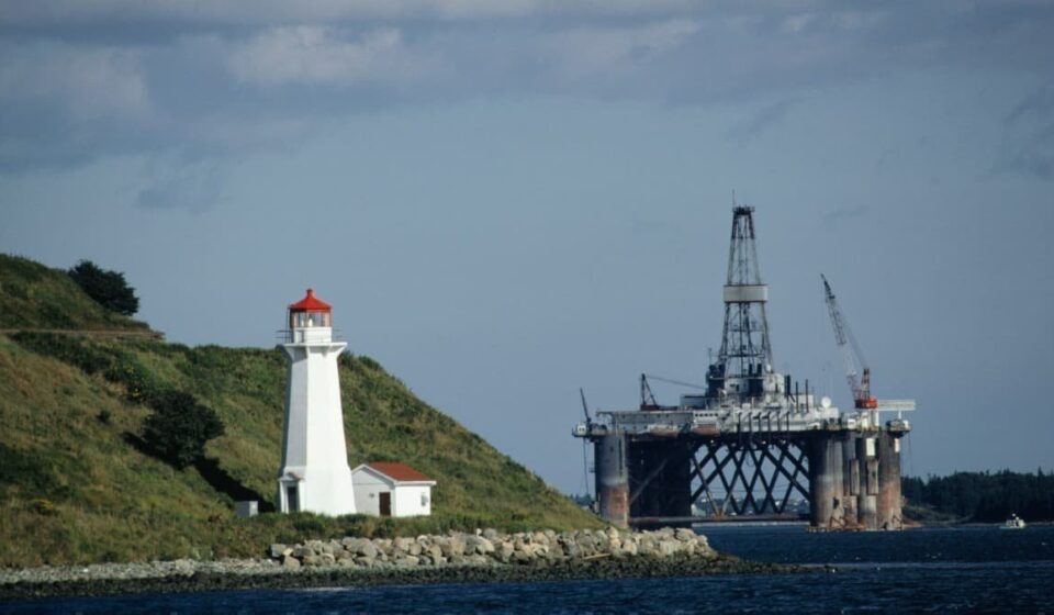 Trump Slams High Taxes on UK’s North Sea Oil