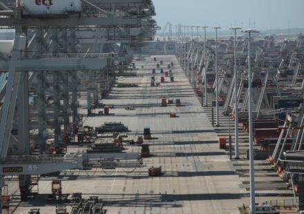 TotalEnergies Launches LNG Bunkering JV with Shipping Group