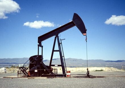 Dallas Fed: Oilfield Inflation Surges as Shale Activity Contracts in Q2