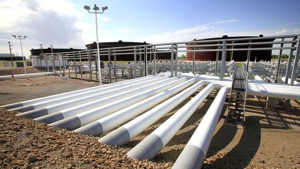 Surprise Crude Oil Inventory Build Ends 5-Week Draw Streak