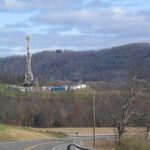 U.S. Crude Oil Output Hits Record in April as Refining Margins Tighten