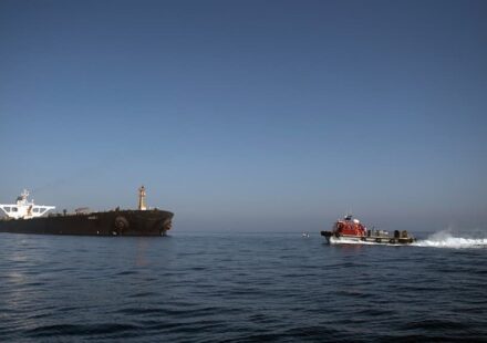Iran Shifts to Single Tanker Loading for Oil Exports, Relocates Storage